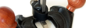 veritas router miniature
